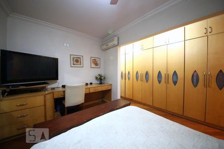 Apartamento à venda com 150m², 3 quartos e 2 vagasQuarto 3