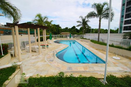 Apartamento à venda com 63m², 2 quartos e 1 vagaPiscina