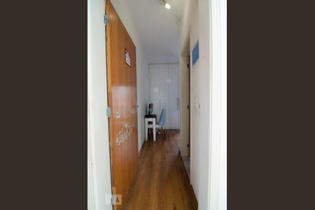 Casa à venda com 170m², 3 quartos e 4 vagas Casa à venda com 170m², 3 quartos e 4 vagasQuarto 3