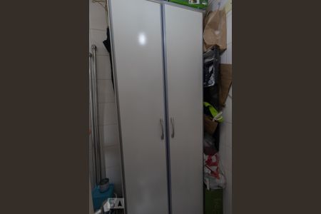 Apartamento à venda com 70m², 2 quartos e 1 vaga Apartamento à venda com 70m², 2 quartos e 1 vagaBanheiro de Serviço
