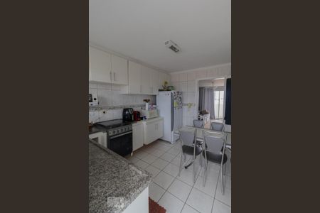 Apartamento à venda com 70m², 2 quartos e 1 vaga Apartamento à venda com 70m², 2 quartos e 1 vagaCozinha