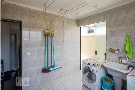 Casa à venda com 263m², 3 quartos e 6 vagasÁrea de Serviço