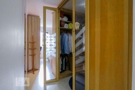 Casa à venda com 263m², 3 quartos e 6 vagasQuarto 3 - Suite