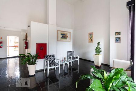 Apartamento à venda com 100m², 2 quartos e 1 vagaHall social