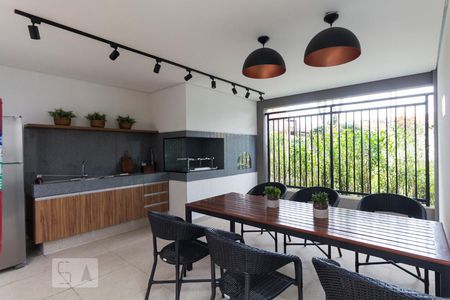 Apartamento à venda com 63m², 2 quartos e 1 vagaChurrasqueira