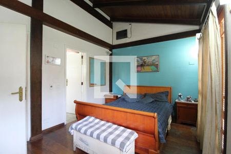 Casa à venda com 220m², 3 quartos e 2 vagasQuarto 3 - Suíte