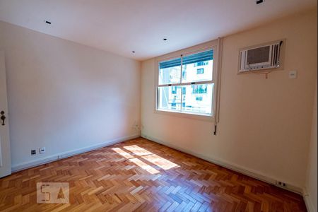 Apartamento para alugar com 134m², 3 quartos e sem vaga Apartamento para alugar com 134m², 3 quartos e sem vagaQuarto 1