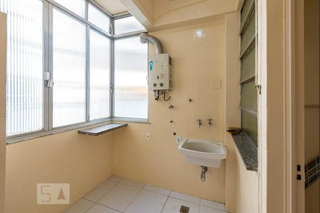 Apartamento para alugar com 134m², 3 quartos e sem vaga Apartamento para alugar com 134m², 3 quartos e sem vagaÁrea de Serviço