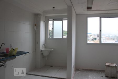 Sala/Cozinha de apartamento à venda com 2 quartos, 40m² em Itaquera, São Paulo