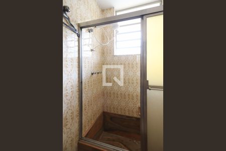 Casa à venda com 288m², 3 quartos e 4 vagas Casa à venda com 288m², 3 quartos e 4 vagasBanheiro da Suíte 2