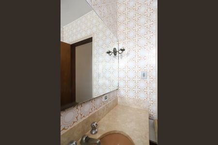Casa à venda com 288m², 3 quartos e 4 vagas Casa à venda com 288m², 3 quartos e 4 vagasBanheiro da Suíte 3