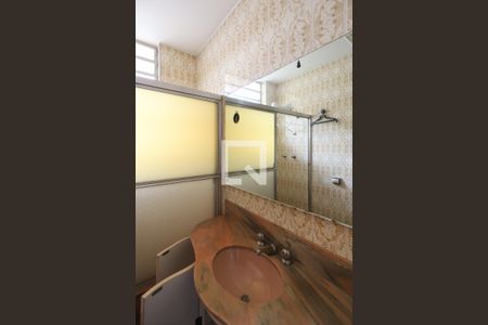 Casa à venda com 288m², 3 quartos e 4 vagas Casa à venda com 288m², 3 quartos e 4 vagasBanheiro da Suíte 2