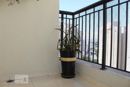 Apartamento à venda com 70m², 2 quartos e 1 vaga Apartamento à venda com 70m², 2 quartos e 1 vagaSacada