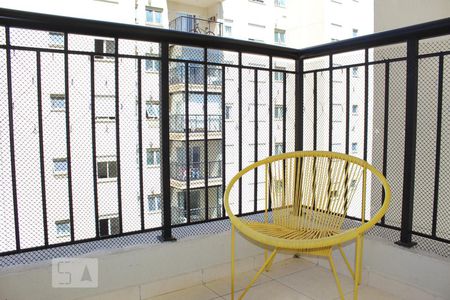 Apartamento à venda com 70m², 2 quartos e 1 vaga Apartamento à venda com 70m², 2 quartos e 1 vagaSacada