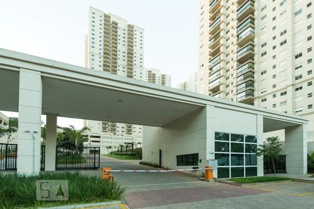 Apartamento à venda com 70m², 2 quartos e 1 vaga Apartamento à venda com 70m², 2 quartos e 1 vagaFachada