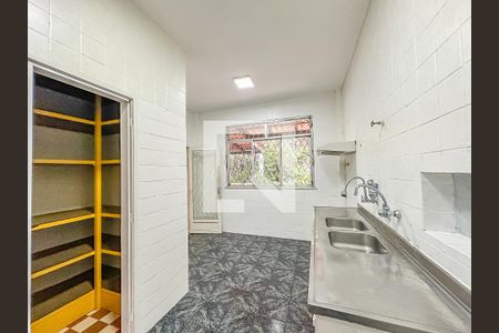 Apartamento à venda com 150m², 3 quartos e 1 vaga Apartamento à venda com 150m², 3 quartos e 1 vagaCozinha