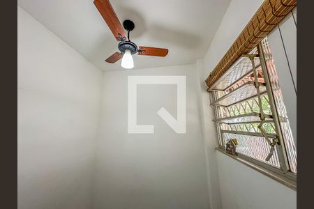 Apartamento à venda com 150m², 3 quartos e 1 vaga Apartamento à venda com 150m², 3 quartos e 1 vagaQuarto de Serviço