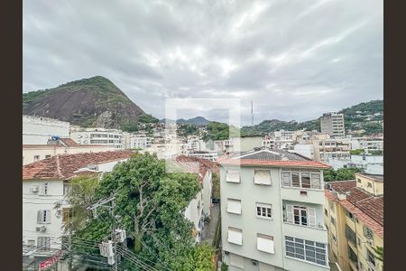 Apartamento à venda com 150m², 3 quartos e 1 vaga Apartamento à venda com 150m², 3 quartos e 1 vagaVaranda Sala