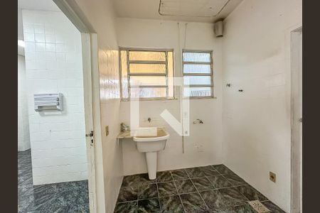 Apartamento à venda com 150m², 3 quartos e 1 vaga Apartamento à venda com 150m², 3 quartos e 1 vagaÁrea de Serviço