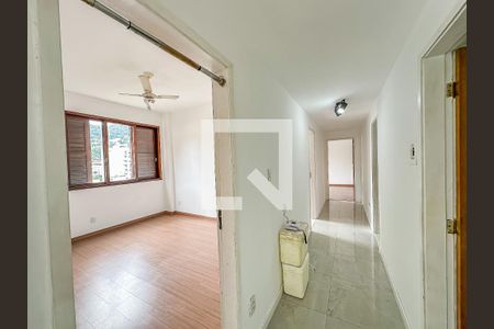 Apartamento à venda com 150m², 3 quartos e 1 vaga Apartamento à venda com 150m², 3 quartos e 1 vagaCorredor