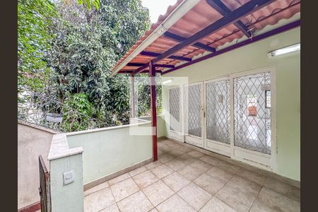 Apartamento à venda com 150m², 3 quartos e 1 vaga Apartamento à venda com 150m², 3 quartos e 1 vagaÁrea comum
