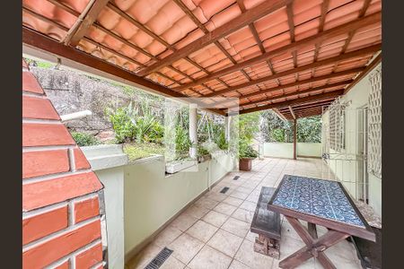 Apartamento à venda com 150m², 3 quartos e 1 vaga Apartamento à venda com 150m², 3 quartos e 1 vagaÁrea comum