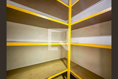 Apartamento à venda com 150m², 3 quartos e 1 vaga Apartamento à venda com 150m², 3 quartos e 1 vagaDespensa