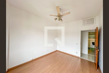 Apartamento à venda com 150m², 3 quartos e 1 vaga Apartamento à venda com 150m², 3 quartos e 1 vagaQuarto 2