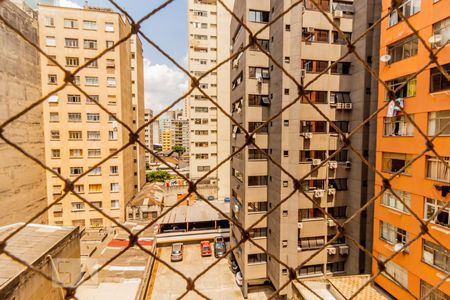 Quarto 1 - Vista de apartamento à venda com 2 quartos, 75m² em Vila Buarque, São Paulo