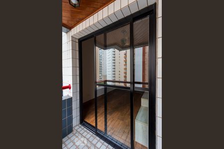 Apartamento para alugar com 72m², 2 quartos e 1 vagavaranda