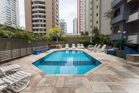 Apartamento para alugar com 72m², 2 quartos e 1 vaga Apartamento para alugar com 72m², 2 quartos e 1 vagaPiscina