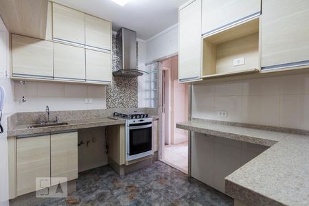 Apartamento para alugar com 72m², 2 quartos e 1 vagaCozinha