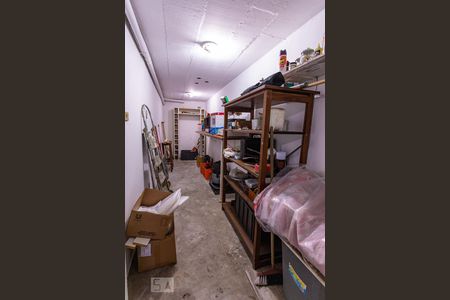 Casa à venda com 208m², 6 quartos e 2 vagasQuarto de serviço