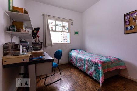 Casa à venda com 208m², 6 quartos e 2 vagasQuarto 1