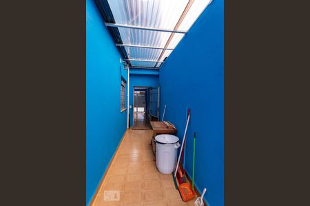 Casa à venda com 208m², 6 quartos e 2 vagasCorredor área externa