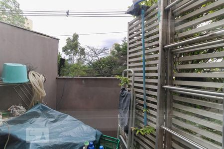 Casa à venda com 320m², 7 quartos e 2 vagas Casa à venda com 320m², 7 quartos e 2 vagasVista do Quarto 1