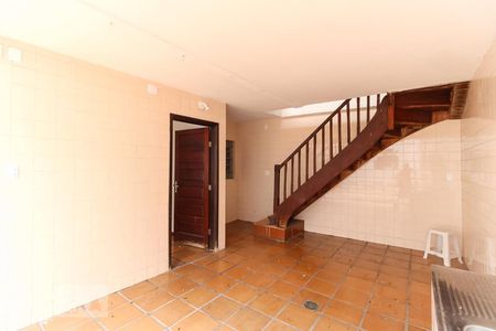 Casa à venda com 430m², 4 quartos e 3 vagas Casa à venda com 430m², 4 quartos e 3 vagasEdícula