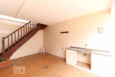 Casa à venda com 430m², 4 quartos e 3 vagas Casa à venda com 430m², 4 quartos e 3 vagasEdícula