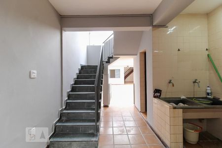 Casa à venda com 430m², 4 quartos e 3 vagas Casa à venda com 430m², 4 quartos e 3 vagasLavanderia