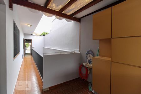Casa à venda com 430m², 4 quartos e 3 vagas Casa à venda com 430m², 4 quartos e 3 vagasEntrada para Cozinha