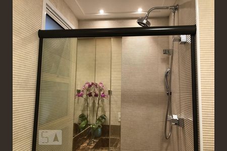 Apartamento à venda com 72m², 2 quartos e 2 vagas Apartamento à venda com 72m², 2 quartos e 2 vagasBanheiro Social