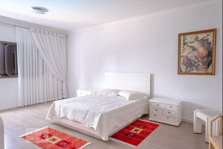 Apartamento à venda com 340m², 4 quartos e 6 vagas Apartamento à venda com 340m², 4 quartos e 6 vagasSuíte 4