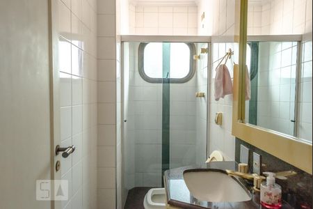 Apartamento à venda com 340m², 4 quartos e 6 vagas Apartamento à venda com 340m², 4 quartos e 6 vagasBanheiro 1 - Suíte