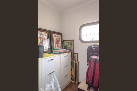 Apartamento à venda com 340m², 4 quartos e 6 vagas Apartamento à venda com 340m², 4 quartos e 6 vagasÁrea de Serviço