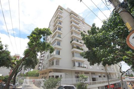 Apartamento à venda com 64m², 1 quarto e sem vagaFachada