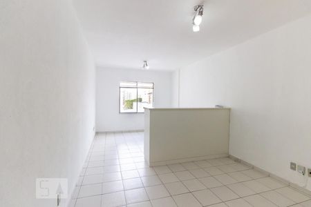 Sala e Quarto de kitnet/studio para alugar com 1 quarto, 35m² em Centro, Campinas