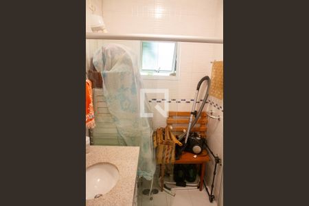 Casa à venda com 200m², 4 quartos e 2 vagasBanheiro da Suíte 3