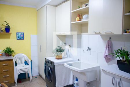 Casa à venda com 200m², 4 quartos e 2 vagasÁrea de Serviço