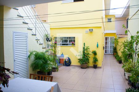 Casa à venda com 200m², 4 quartos e 2 vagasQuintal