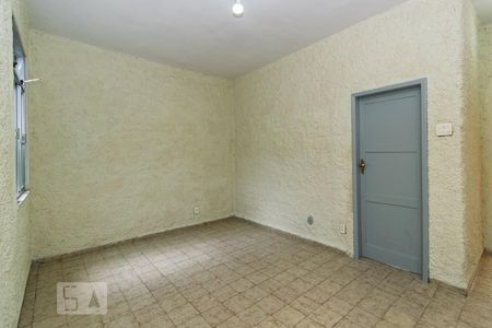 Sala de casa para alugar com 3 quartos, 80m² em Vaz Lobo, Rio de Janeiro